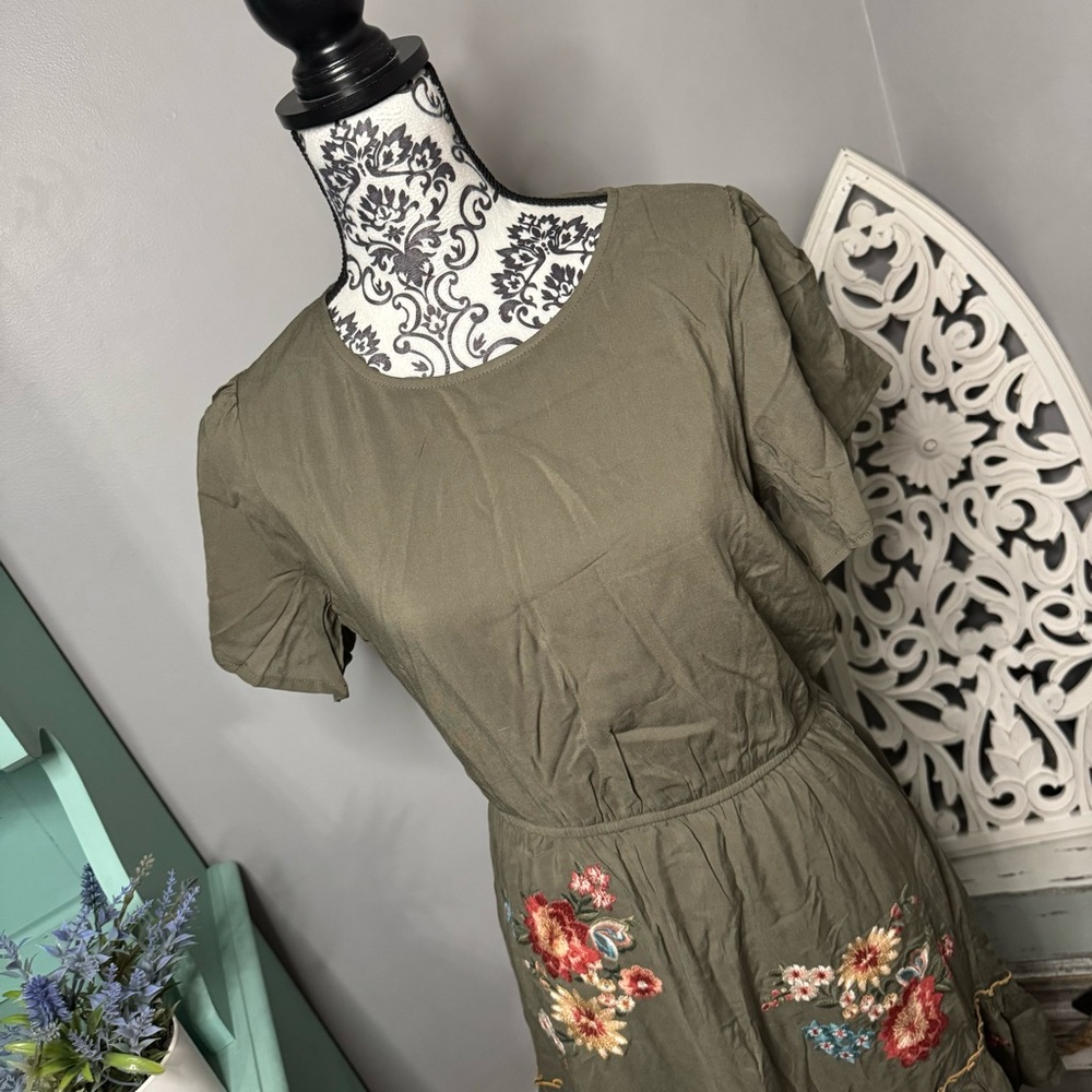 Savanna Jane Boho Floral Embroidered Mini Swing Dress Size Small NWT Cottagecore - Picture 3 of 13